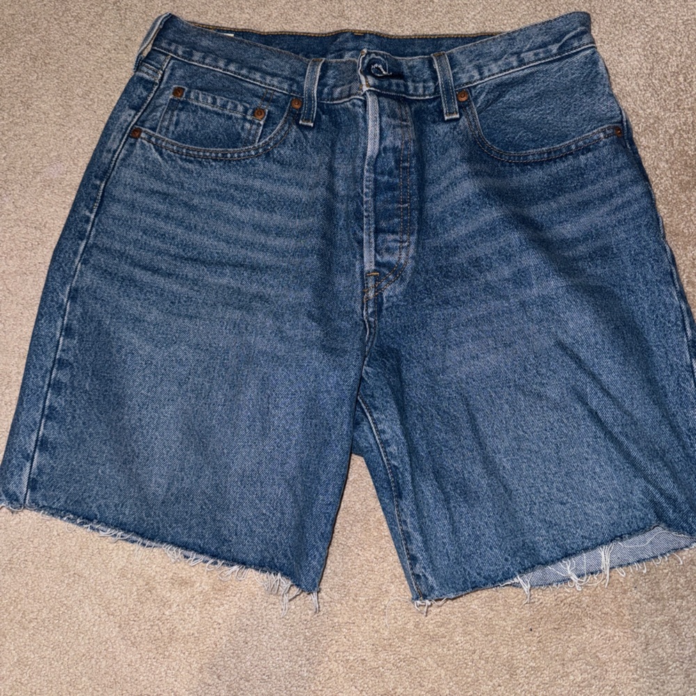 Levi shorts